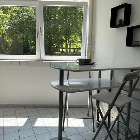 Lotte In Mit Parkplatz