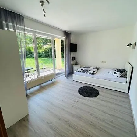 Lotte In Mit Parkplatz * Schramberg